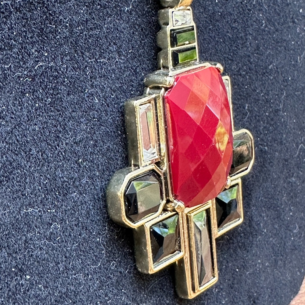 Chico's Red, Black and Gold Necklace Art Deco Style Vintage Pendant Necklace - Picture 4 of 7